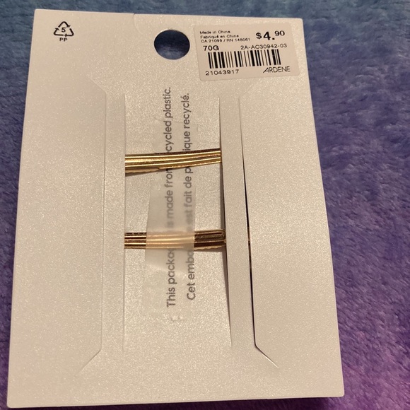 NWT⭐️ARDENE💫 Fuzzy PomPom Cat Headband and Gold Flower Clips - Picture 4 of 5